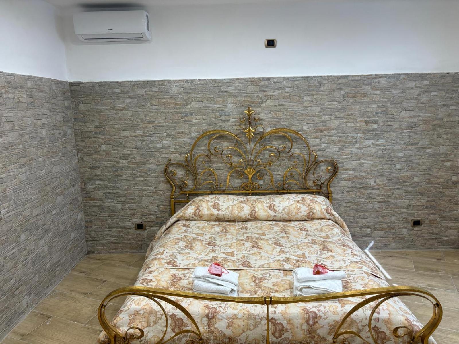 B&B La Storia Барі Екстер'єр фото